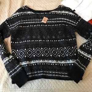 American Eagle Sweater